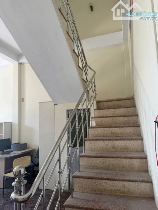 BÁN NHÀ 2 TẦNG MT TRỊNH KHẮC LẬP_XUÂN THIỀU_CÁCH BIỂN 120 M_100 M2_CHỈ 5,39 TỶ - 1