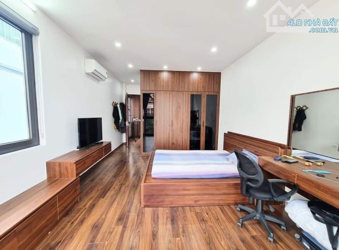 BÁN NHÀ SIÊU PHẨM NGUYỄN AN NINH 65M x 5 TẦNG THANG MÁY – Ô TÔ VÀO NHÀ – CHỈ HƠN 13 TỶ - 1