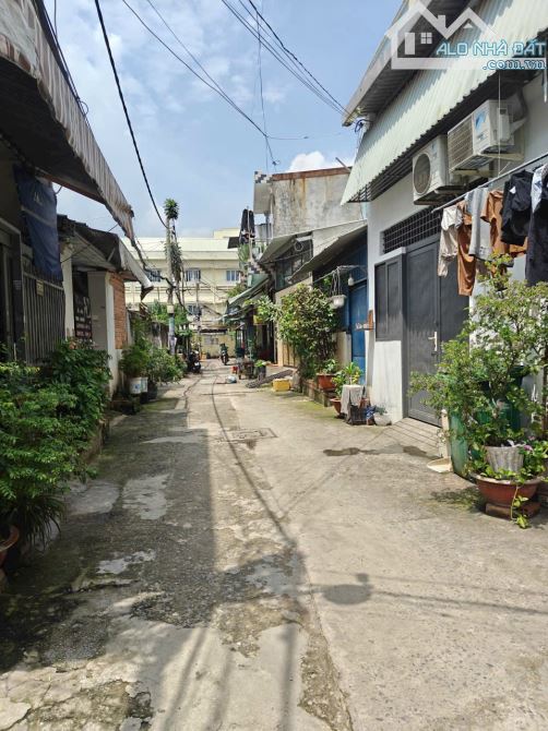 Bán nhà Nguyễn Sơn, Tân Phú, ngang 4x15m~60m2. Giá chào: 3.9 tỷ (đã giảm 500tr, còn - 1