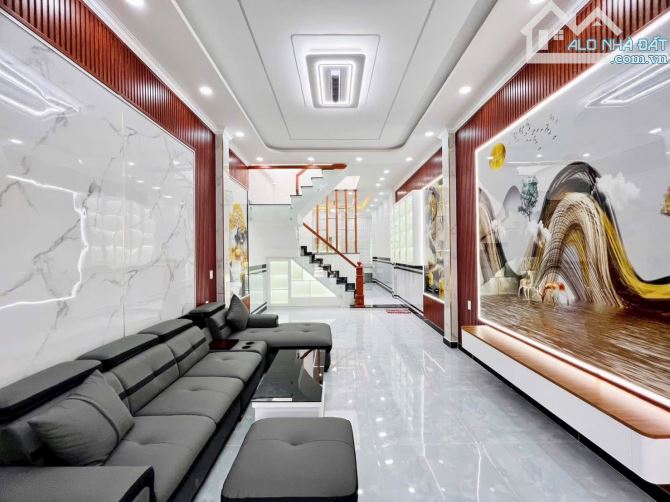 4❌18m, BÁN NHÀ 2 TẦNG, ĐƯỜNG 10M, LÂM THỊ HỐ, TCH, Q.12, 5 TỶ HƠN - 12