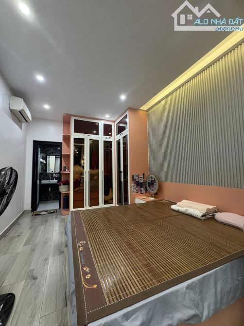 CHÙA HÀ - PHÂN LÔ - Ô TÔ ĐỖ CỬA - 51M2 X 5 TẦNG, MT 4.6M, KINH DOANH, 22.6 TỶ - 12