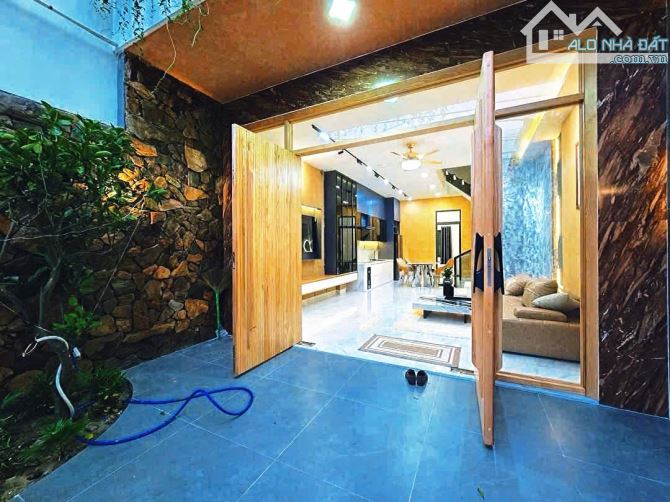 Bán siêu phẩm 3 tầng trung tâm Hoà Minh - 12