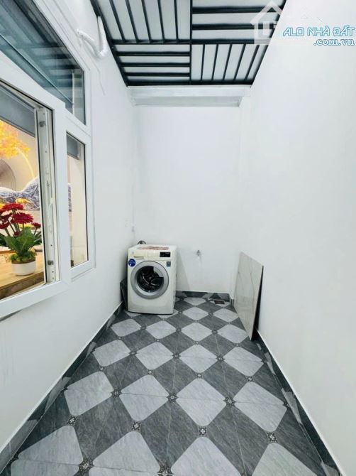 Bán Nhà Hxh Bùi Quang Là Gần Emart Phan Huy Ích, 2 Tầng 70m², Xe Trong Nhà, Giá 6.45 Tỷ TL - 12