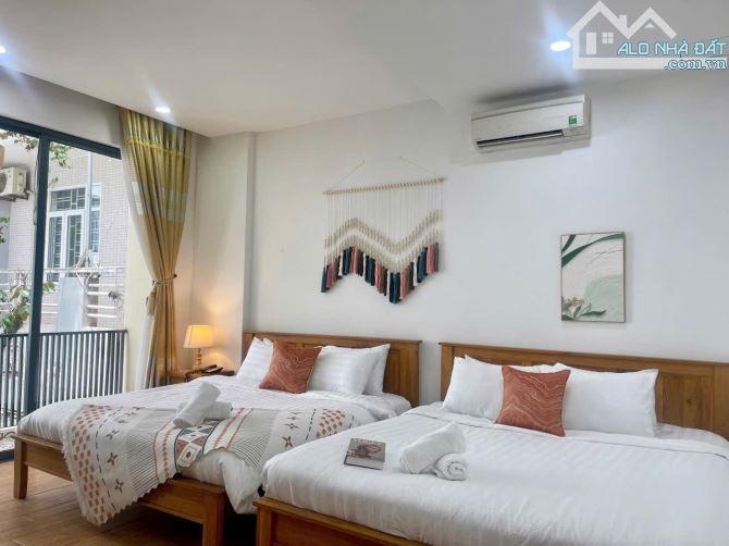 CHO THUÊ VILLA HỒ BƠI --  2 TẦNG MT CHẾ LAN VIÊN GẦN BIỂN MỸ KHÊ. DT 172m2 ngang 7m - 12