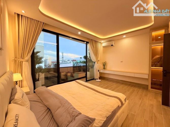 Siêu phẩm xem là thích Ngay - Xe hơi ngủ trong nhà - Phạm Văn Chiêu.P14.GV - 4Tỷ690 còn TL - 13