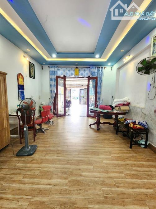 Bán nhà 1 trệt 1 lầu MT đường An Phú 20, P.An Phú, Tp.Thuận An chỉ 4 tỷ 1 TL M3643 - 13