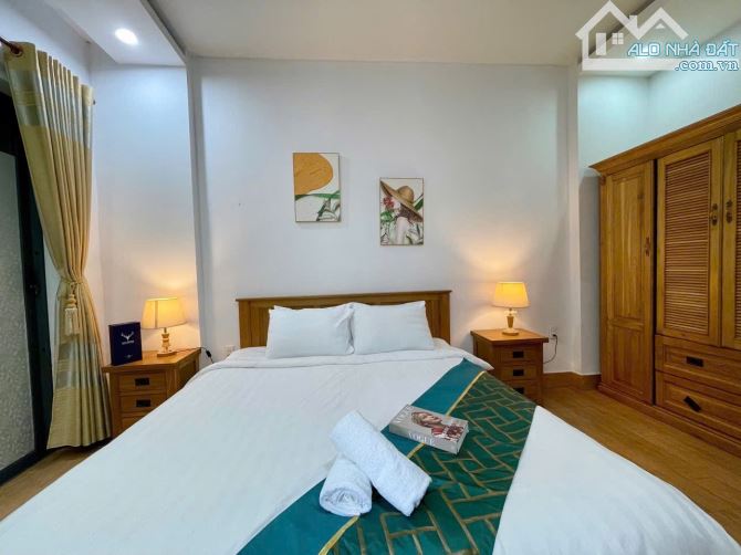 CHO THUÊ VILLA HỒ BƠI --  2 TẦNG MT CHẾ LAN VIÊN GẦN BIỂN MỸ KHÊ. DT 172m2 ngang 7m - 13