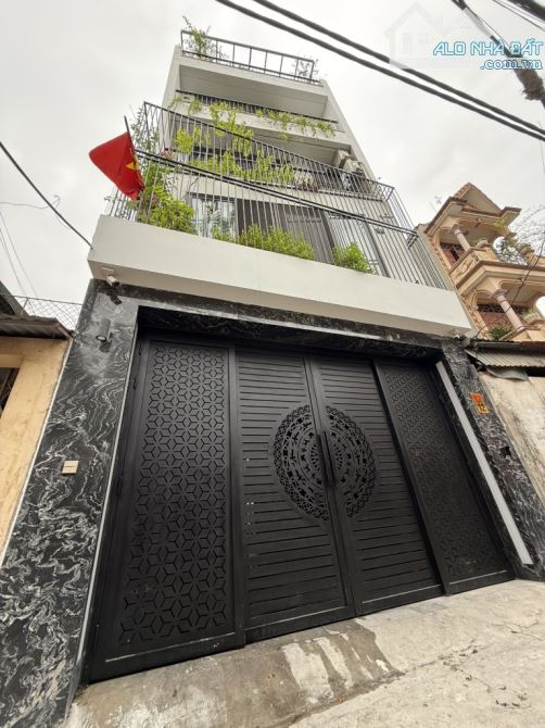 Siêu Phẩm Tư Đình/ 22.8 tỷ/97/115 M2 nhà 6 Tầng Thang máy - 19