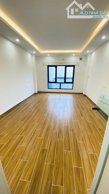 NGÕ THÔNG LÔ GÓC 2 THOÁNG BÙI XƯƠNG TRẠCH THANH XUÂN 30Mx 5 Tầng ; 7,5 tỷ NỘI THẤT ĐẸP - 2