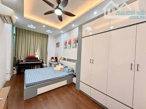 HIẾM! CHỈ 678TRIỆU/M CÓ NGAY NHÀ MP HOÀNG HOA THÁM 42M 5 TẦNG LÔ GÓC KD ĐỈNH GIÁ 28.5 TỶ - 2