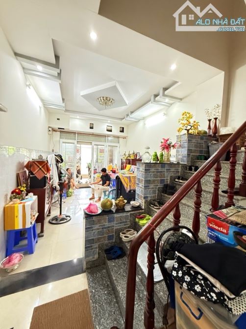 Nhà 4 tầng trục Huỳnh Tấn Phát, 61.7m² – 7.2 tỷ, đường 12m - 2