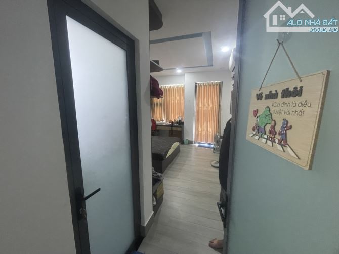 PHẠM THẾ HIỂN Q8 - NHÀ ĐẸP - 4X17M - CHỈ 6.8 TỶ - NHÀ 3 TẦNG - 2