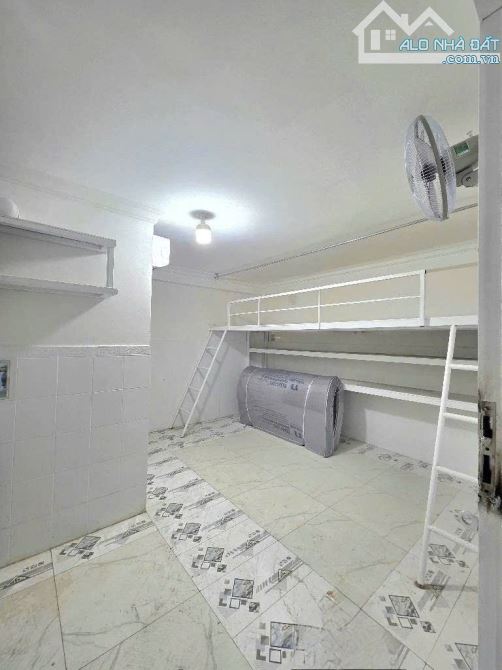 CHDV DÒNG TIỀN CAO – HẺM XE TẢI – SÁT MẶT TIỀN NGUYỄN SƠN TÂN PHÚ - GIÁ CHỈ 12.6 Tỷ - 2