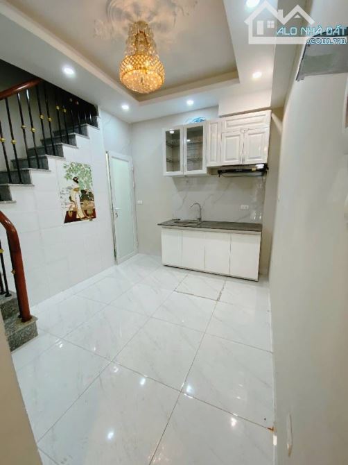 Bán căn nhà mạc thị bưởi tt hai bà trưng thoáng sáng ô tô đỗ cổng - 2