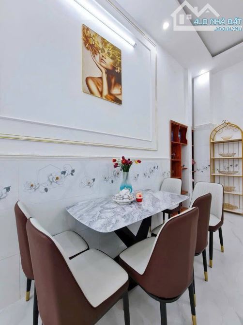 Nhà Trệt Lầu 4,5x18 Hẻm 24 Võ Thị Sáu - 2