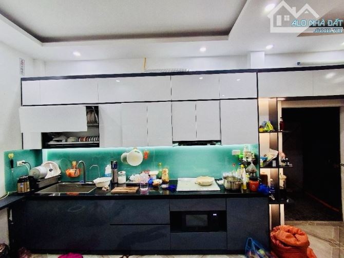 SIÊU PHẨM NHÀ ĐẸP LÔ GÓC MT5MX5T - 30M RA MẶT PHỐ KIM GIANG THANH XUÂN - 9.5 ĐỒNG - 2