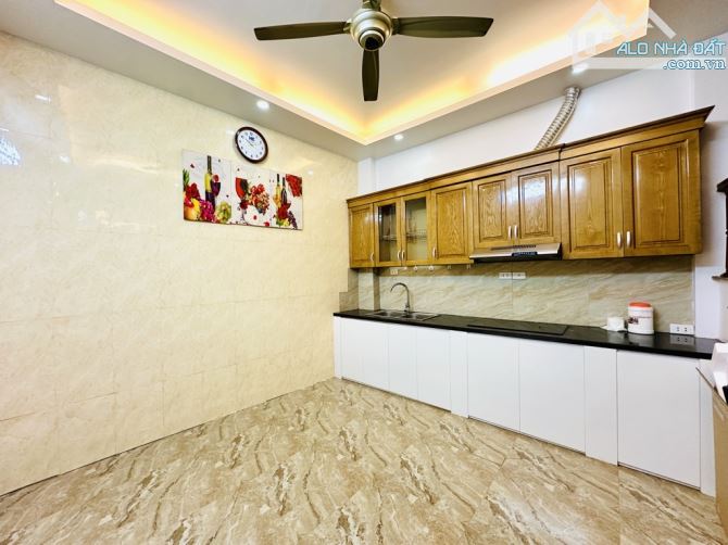 (Hiếm) 44m2×4T NGỌC THỤY, LB,  NHÀ DÂN XÂY CHẮC CHẮN, VỊ TRÍ TRUNG TÂM, GẦN CẦU ĐÔNG TRÙ, - 2
