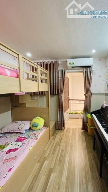 🌟Bán NHÀ ĐẸP Quận 4 - 2 tầng - 3PN - 4.X TỶ 🚘 - 2