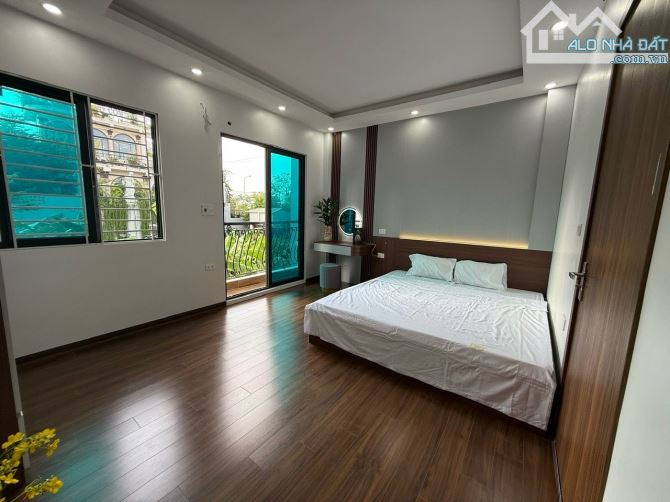 Siêu phẩm liên mạc - nhà mới full nội thất - ngõ ô tô - thang máy - 2