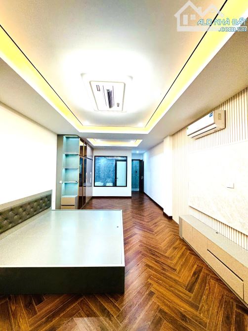 BÁN NHÀ THẠCH BÀN 42M2, 6 TẦNG THANG MÁY, GẦN Ô TÔ, 8.5 TỶ - 2