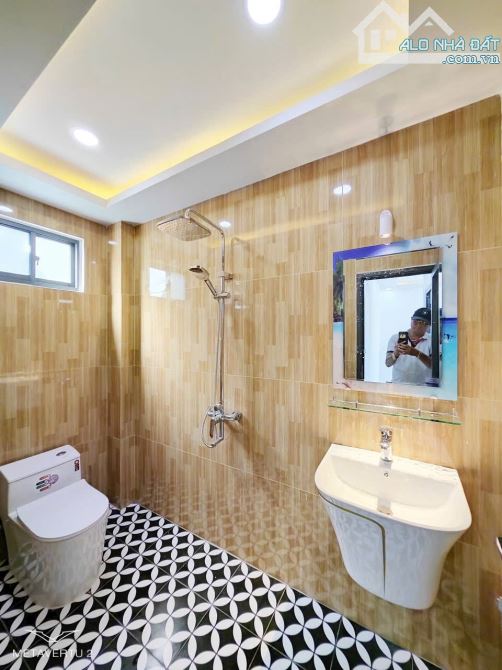 🏡 Bán nhà 2 tầng mới + nội thất, trung tâm Nha Trang - 2