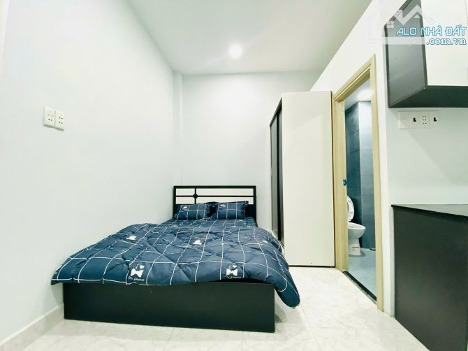 Căn hộ Studio full nội thất , Mặt tiền Vĩnh Hội , gần khu ẩm thực tại Q4 - 2