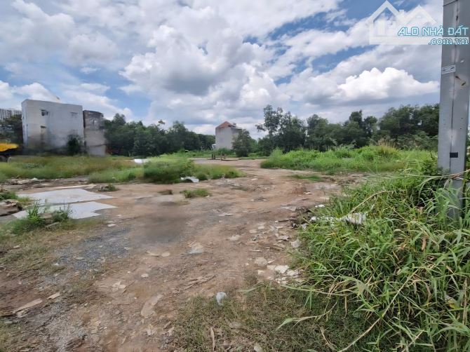 🚨 BÁN NHANH ĐẤT MT ĐƯỜNG NGUYỄN XIỂN, DIỆN TÍCH 6500M2, NGANG 66M GIÁ 186 TỶ ⏰ - 2