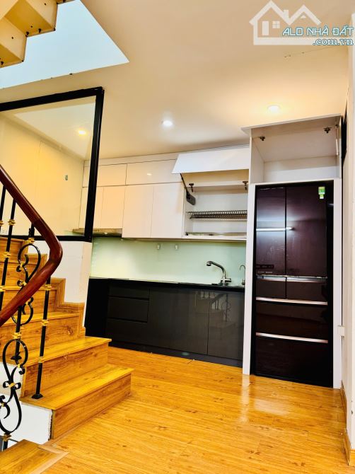 Chính chủ bán nhà Hàng Than, Phố Cổ Ba Đình 25m2  5T 2 mặt thoáng chỉ 40m ra phố 5 tỷ hơn - 2