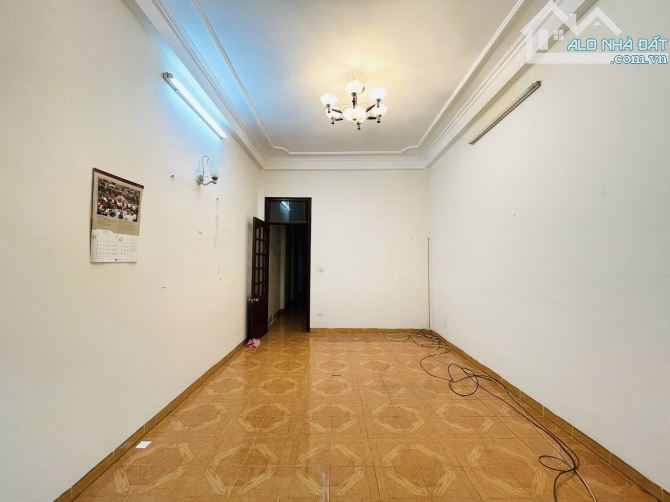 BÁN NHÀ 4 TẦNG Ô TÔ ĐỖ CỬA, KHU PHÂN LÔ QUÂN ĐỘI GẦN PHỐ TÔ VĨNH DIỆN – THANH XUÂN. - 2