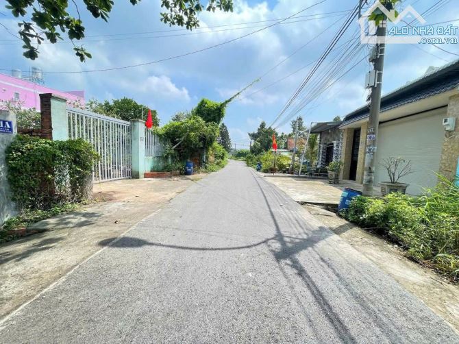 212m2 Tân Thông Hội - ql22 rẽ vào 500m2 - Võ Thị Giòn chủ kẹt ngân hàng bán nhanh 620trieu - 2