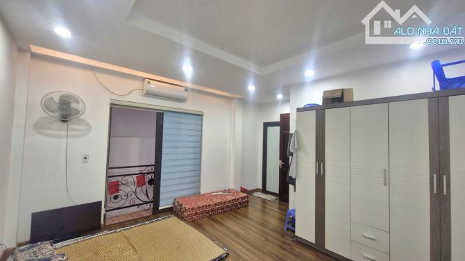 Chính chủ bán gấp nhà 47m², 5 tầng tại Triều Khúc, Thanh Trì giá 8.9 tỷ - 2