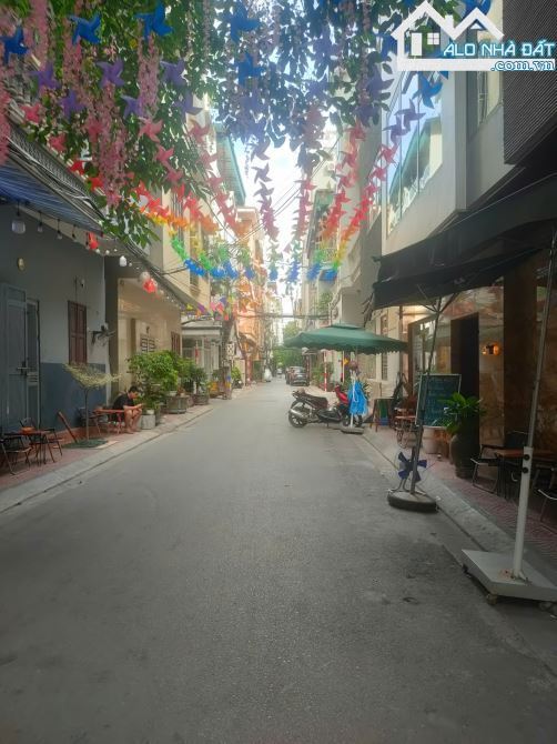 BÁN GẤP NHÀ PHÂN LÔ PHẠM TUẤN TÀI, ÔTÔ VÀO NHÀ, KINH DOANH, DT 48M2, MT RỘNG, GIÁ 15 TỶ - 2