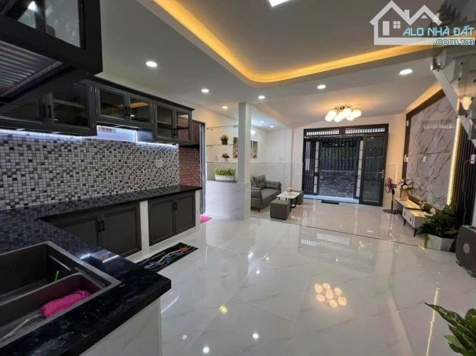 BÁN NHÀ HUỲNH VĂN NGHỆ, PHƯỜNG 15, QUẬN TÂN BÌNH- GIÁ 3, 77 TỶ/ 60M2 (5Mx12M). SỔ SẴN - 2
