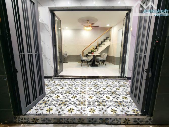🌹NHÀ ĐẸP ĐƯỜNG HOÀI THANH P14 Q8, SÁT CHỢ BÌNH ĐÔNG - SỔ HỒNG RIÊNG CC - GIÁ 4TỶ380 (TL) - 2