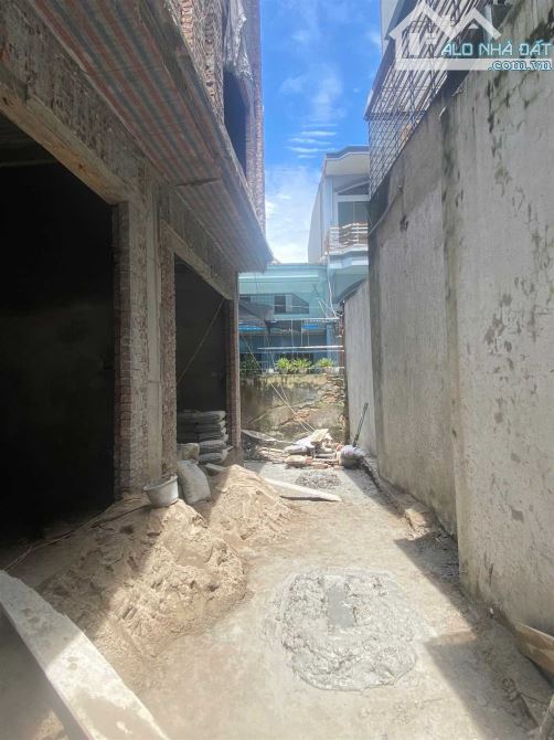 Bán nhà 3 tầng xây mới ngõ 56 Đình Đông, Gần ICc - 2