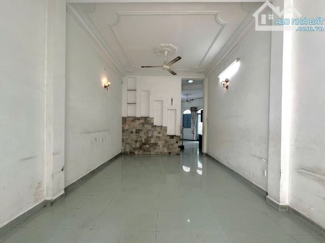 Mặt tiền Bình Thạnh - sát PN - 90m2 (4.2x17) Nở hậu - 4 tầng - 2 Mặt thoáng Chỉ 13.6 tỷ TL - 2