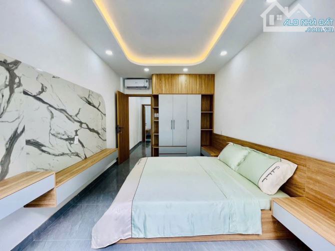 HÀNG HIẾM, ngay Lê Văn Sỹ, Quận 3 [50m2] nhỉnh 4.39 tỷ, Sổ Hồng chính chủ, LH ngay - 2