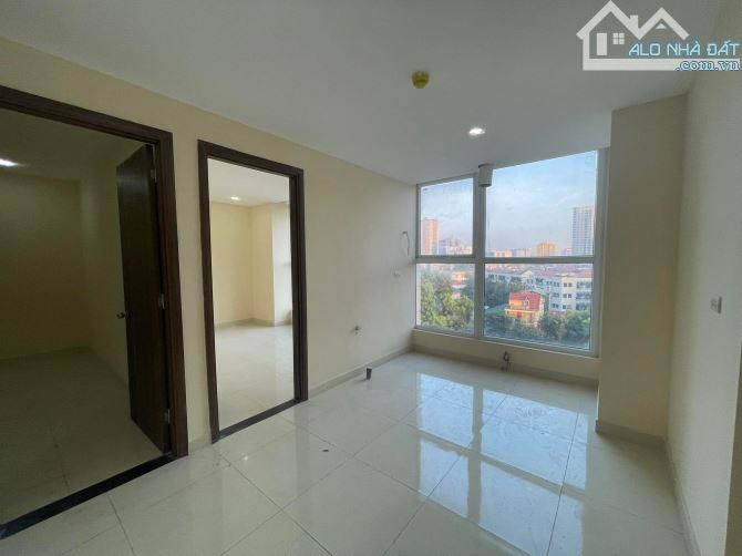CĂN HỘ LÔ GÓC 3 NGỦ BAN CÔNG ĐÔNG NAM THOÁNG MÁT 289A KHUẤT DUY TIẾN THANH XUÂN 105m 7 TỶ - 2