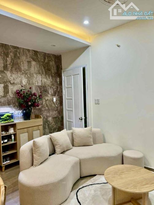 BÁN TOÀ CĂN HỘ 5 TẦNG MẶT PHỐ HÀN THUYÊN – 115M2, 12 CĂN HỘ, 50 TRIỆU/ THÁNG – NHỈNH 14 TỶ - 2