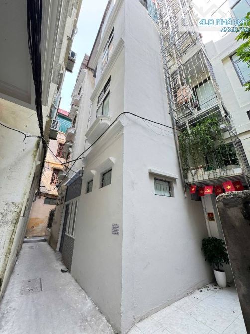 🏡 BÁN CCMN 4 TẦNG - DOANH THU 40TR/THÁNG - XUÂN THỦY, CẦU GIẤY - quanh 12 TỶ 🔹 Diện tích - 2