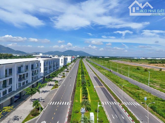 BÁN SHOPHOUSE KINH DOANH 2 MẶT TIỀN CHÍNH SUỐI NGHỆ, LIỀN KỀ KCN SONADEZI, SÂN GOLF - 2
