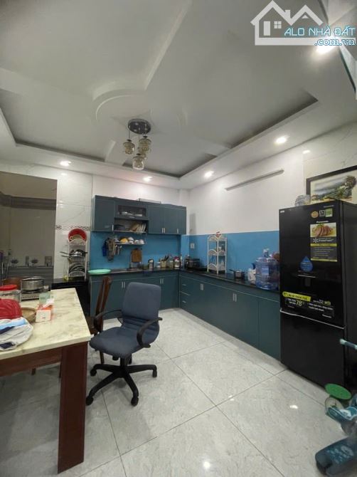 Bán nhà 5 tầng Liên khu 10-11 ngay khu VIP Phan Anh, ô tô ngủ trong nhà, 64m2,chỉ 6,99 tỷ - 2