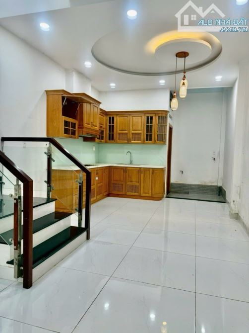 4 × 18 MẶT TIỀN ĐƯỜNG 8M - GÒ VẤP 2 TẦNG - LÊ VĂN THỌ - nhỉnh 11 TỶ - 2