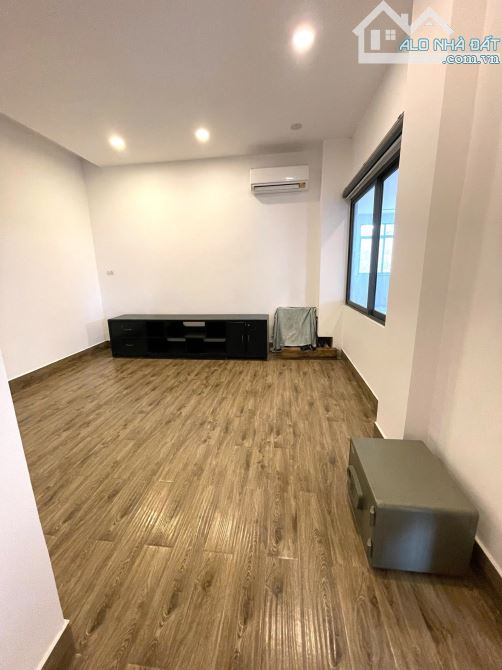 HN125 Bán nhà hàng 3 Tầng Gần đền thánh Martin giá siêu rẻ - 2
