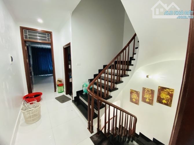 BÁN NHÀ THỊNH LIỆT - GIẢI PHÓNG - OTO QUA VÀO NHÀ - DT 52M x 5T. GIÁ BÁN 12.45 TỶ - 2