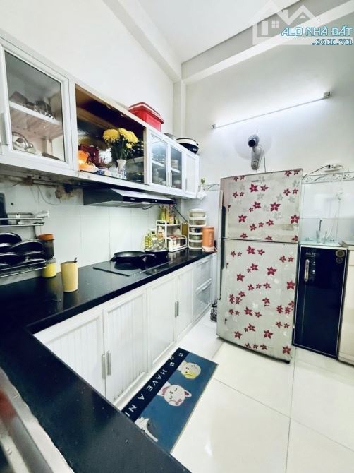 Chỉ 6 tỷ nhỉnh - Có nhà Nút giao Âu Cơ - Lạc Long Quân, vuông A4, 55m2 nở hậu 4.1m - 4 T. - 2
