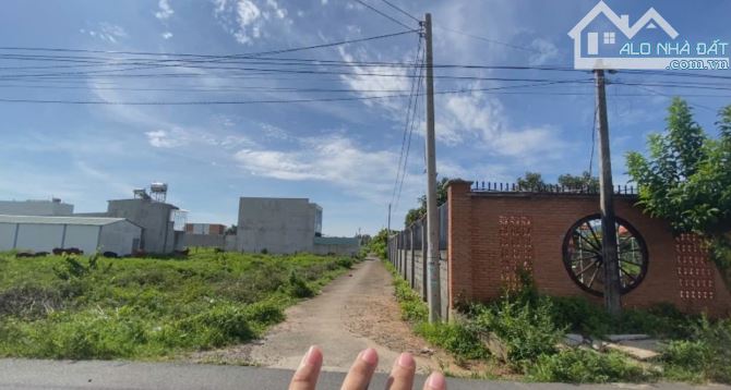 🏠 1000m2 ( 25 x 40 ) thổ cư 400m2 - Khu dân cư Phan Gia       Đường ô tô, khu toàn nhà vư - 2