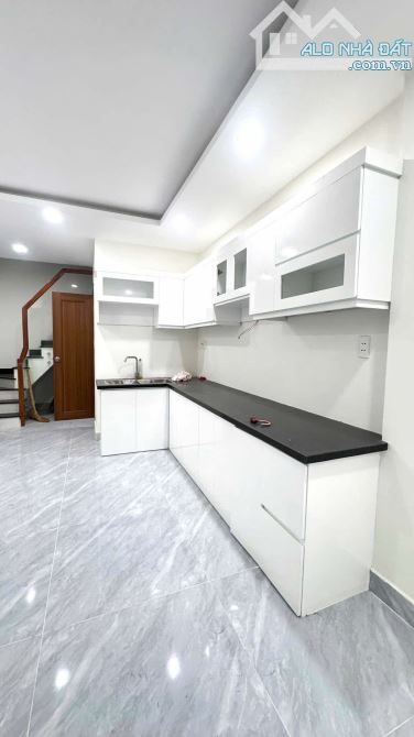NHÀ MẶT TIỀN ĐƯỜNG NHỰA TRẦN THỊ DO 12M SÁT BÊN CHỢ GIẢN DÂN. TIỆN KD MỌI NGÀNH NGHỀ TIỆM - 2