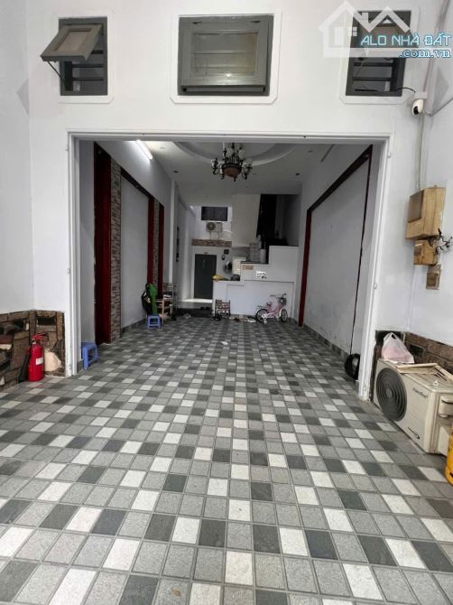 Bán gấp  căn hộ dịch vụ hẻm xe hơi 7m thông phường 14 Gò Vấp – 70m2 – 4 tầng - 2