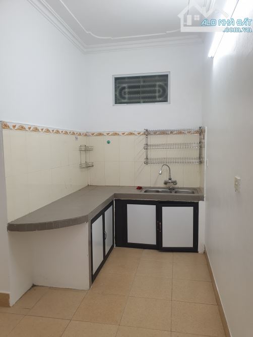 BÁN NHÀ 1.35 TỶ 2 TẦNG 40M2 ( ĐÔNG NAM ) NGÕ ĐƯỜNG BÁI - 2